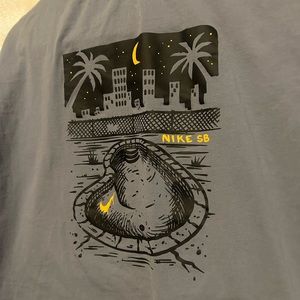 Nike SB tee